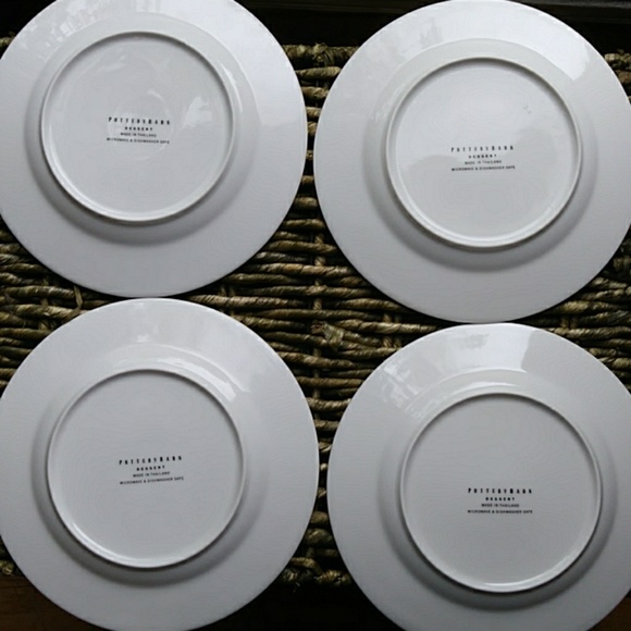 🍒 POTTERY BARN Set of 4 Dessert Plates - Picture 4 of 4